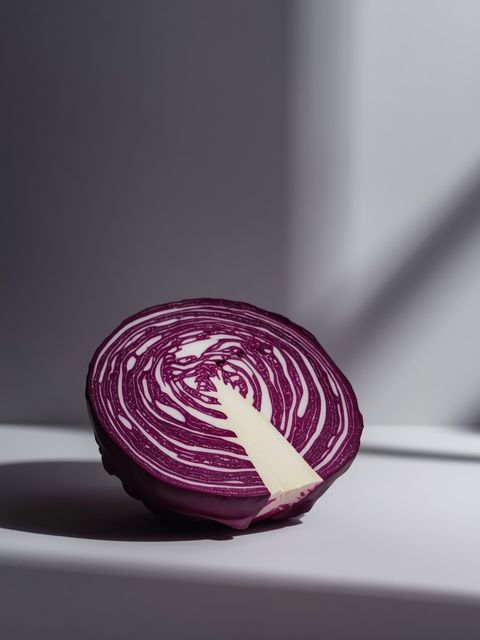 Red Cabbage – Characteristics, Nutritional Value, and Uses