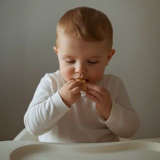 Feeding After 6 Months – When and How to Introduce Solid Foods?