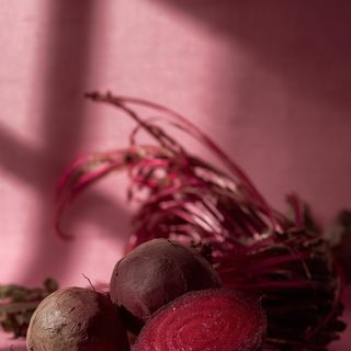 Fermentowane buraki – właściwości, sok z buraków kiszonych, przepisy. Co zrobić z kiszonymi burakami?
