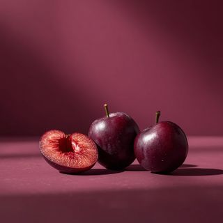Śliwka - właściwości odżywcze i wykorzystanie w kuchni: kompot, likier, sok