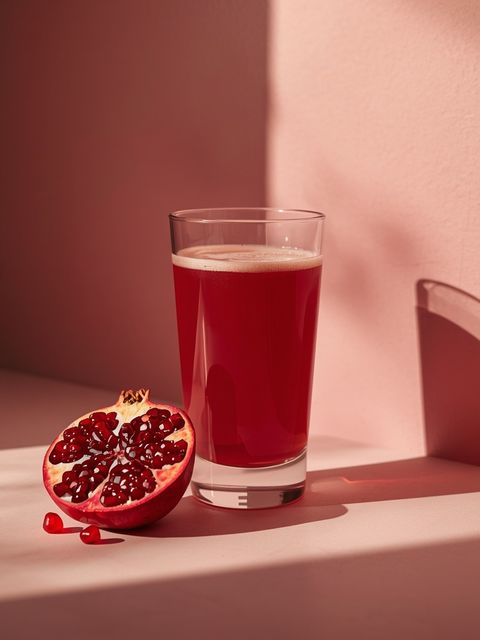 Pomegranate juice – attributes, utilization, and contraindications