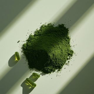Spirulina - effects, evaluations... Is spirulina preferable in powder form or as tablets?