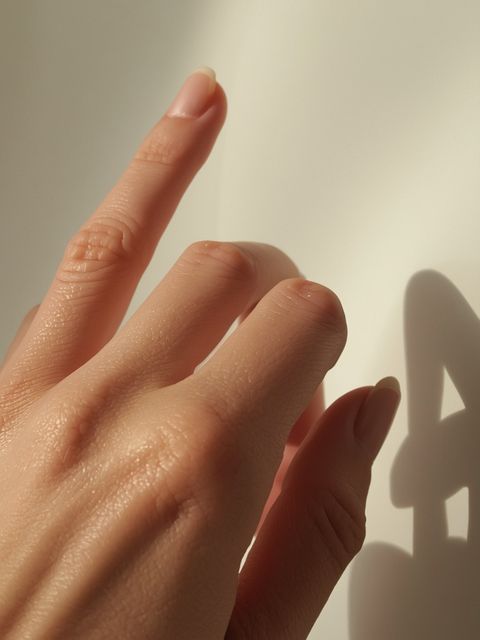 Condition of the nail plate and nutritional deficiencies