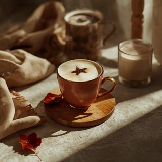 Hot beverages for soothing autumn and winter evenings