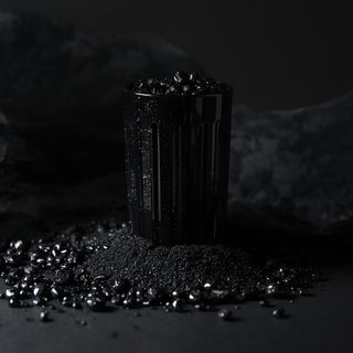 Black pigment – traits and applications... Black pigment for menstruation. Beverage derived from black pigment