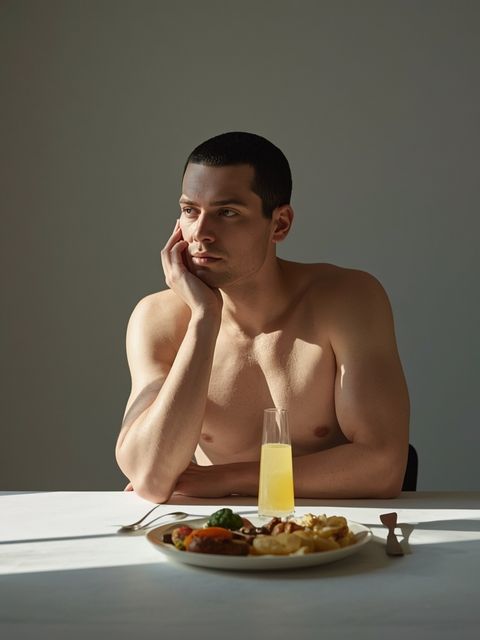 Diet during hyperuricemia and a model meal schedule