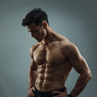 Komprimiertes hochintensives Zirkeltraining für die Bauchmuskulatur mit gesteigerter Effizienz