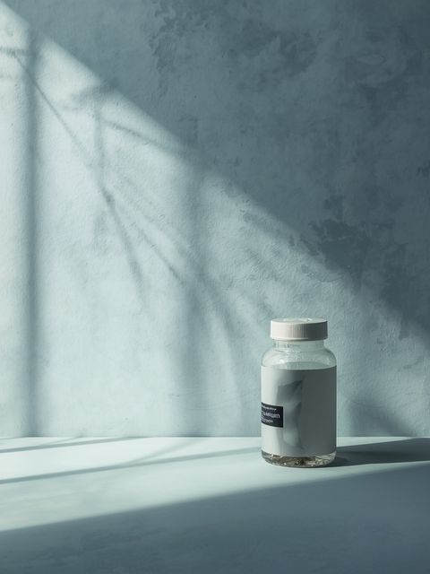 Magnesium insufficiency: identifying early warning signs, the element’s physiological mechanisms, and evidence-based criteria for selecting the most suitable supplement