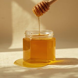 Boiled honey - Healing properties, application, and impact