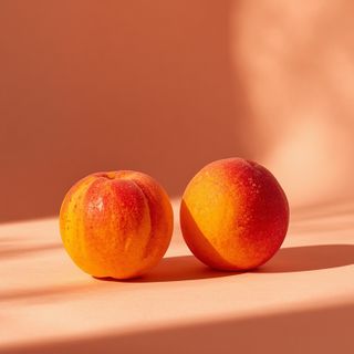 Die Nektarine – eine umfassende Betrachtung der Sortenvielfalt, ernährungsphysiologischen Merkmale und vitaminreichen Inhaltsstoffe unter Berücksichtigung von Reifezeitpunkten und kulinarischer Verwendbarkeit
