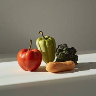 Consumption of vegetables and fruits – an examination of benefits, limitations, and nutritional profile alterations in the context of processing and transportation