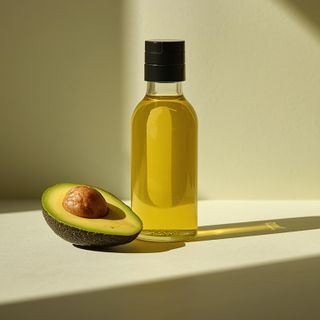Avocado oil – nutritional composition, health-promoting properties, and applications in culinary arts and skincare