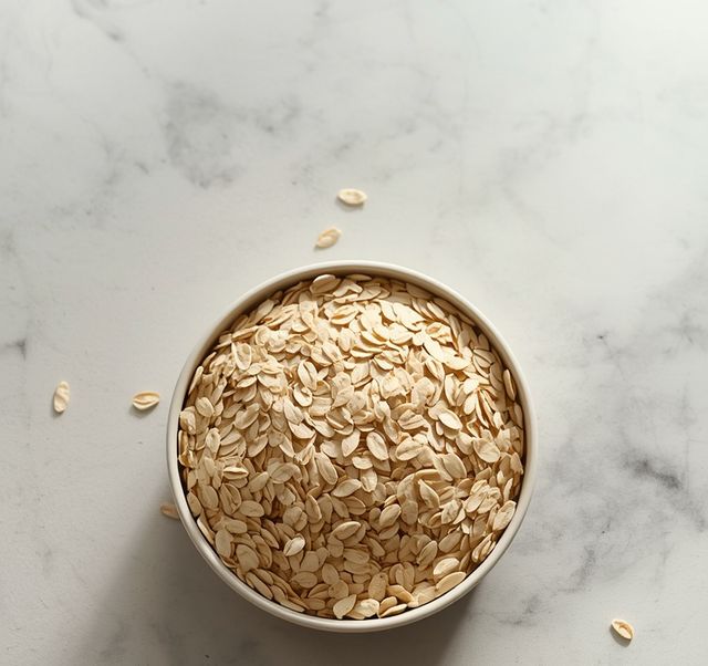 Whole oat groats compared to rolled oats – fundamental distinctions and practical culinary applications