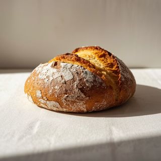 Crispiness versus tradition in bread: which option excels in health and sensory terms?