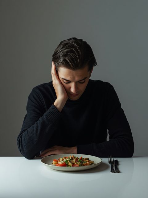 Do you neglect morning meals and delay dinner until late hours? A harmful habit with severe repercussions!