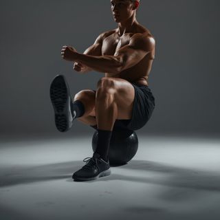 Ball Leg Uginanie ramion