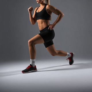 Bodyweight Walking Lunge