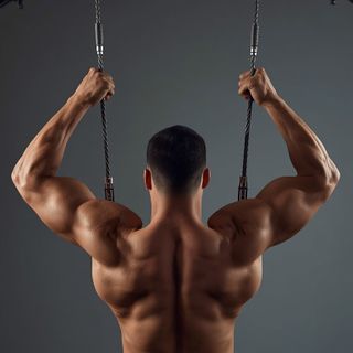 Kabelzug Reverse Crunch