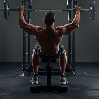 Flat Bench Cable Flyes