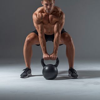 Kettlebell One-Legged Martwy ciąg