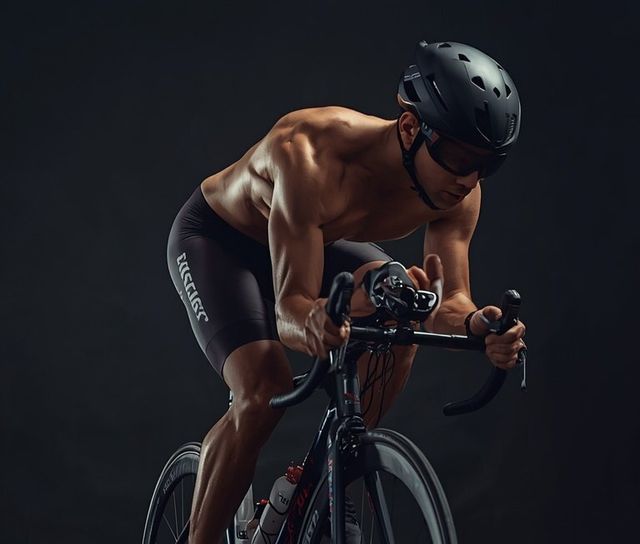 Racing cycling (> 20 mph)