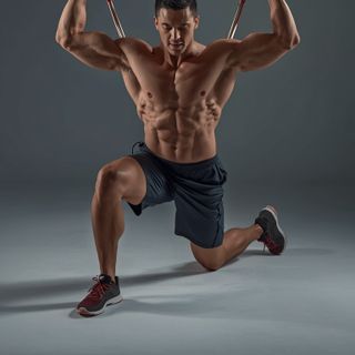 Kneeling Kabelzug Triceps Streckung