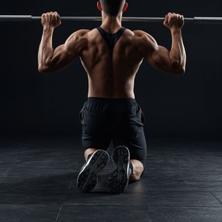 Kneeling High Pulley Row