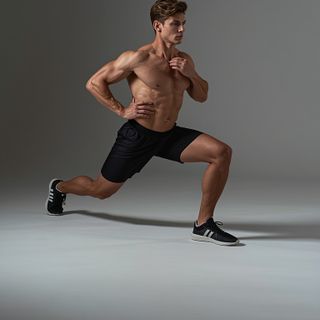 Lunge Pass Through