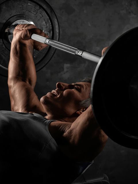 Lying Close-Grip Barbell Triceps Extension Behind The Head