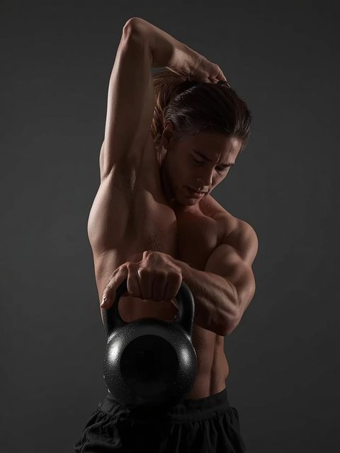 One-Arm Kettlebell Military Drücken To The Side
