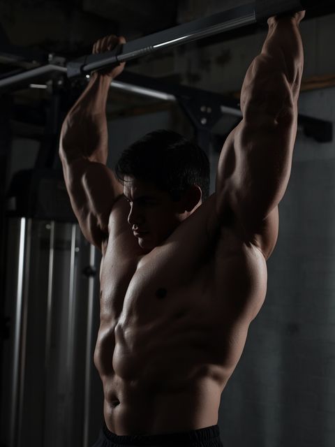 One Arm Lat Pulldown