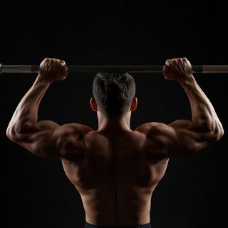 Reverse Triceps Wyciskanie na ławce