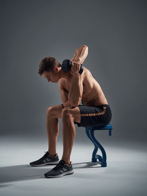 Siedząc Bent-Over One-Arm Hantle Triceps Wyprosty