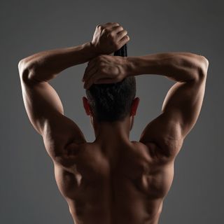 Sitzend Two-Arm Palms-Up Low-Pulley Wrist Curl