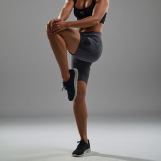Stehend Elevated Quad Stretch