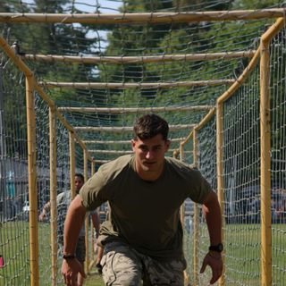 Militärischer Hindernisparcours