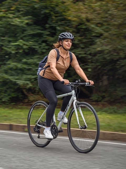 Jazda na rowerze (16 km/h)