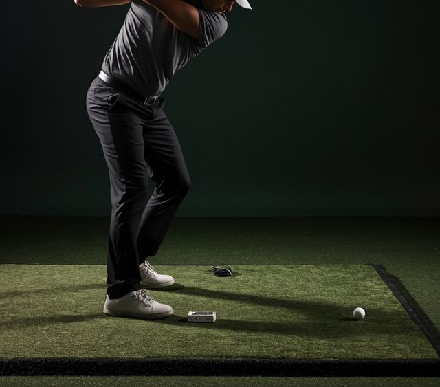 Golf-Driving-Range-Training