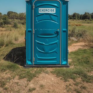 Spacer, do i z outhouse