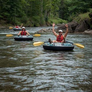 Schläuche zum Flussabwärtsfahren, allgemein