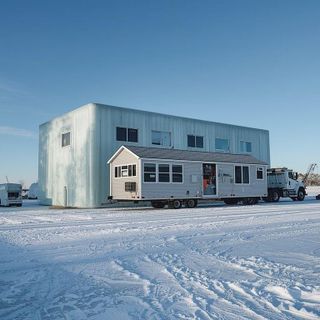 Moving Ice House, Set Up/Drill Holes