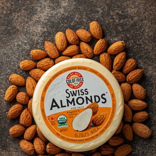 Schweizer Mandelkäse mit echten Mandeln