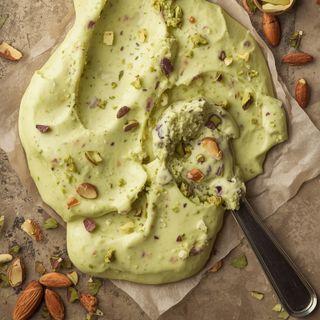 Rich & Creamy Pistachio Almond Ice Cream