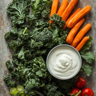 Great Scott! – Kale Chips with Bombay Ranch Dip