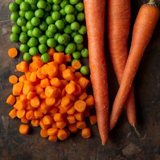 Peas and Carrots (Conserve), Heated (Without Addition of Salt)