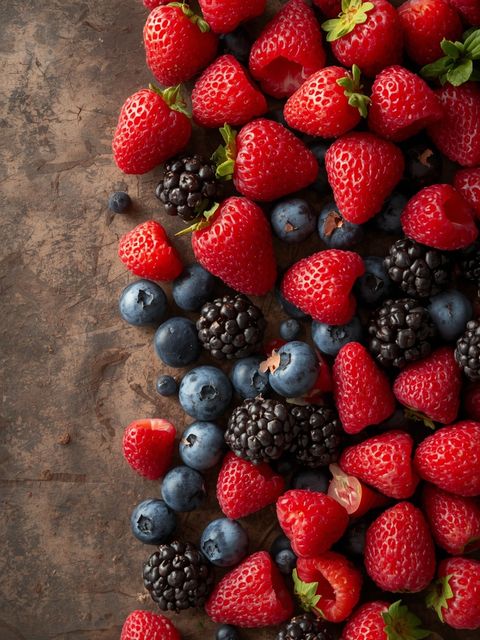 Beeren (geschnitten), roh