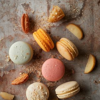 Coconut macarons