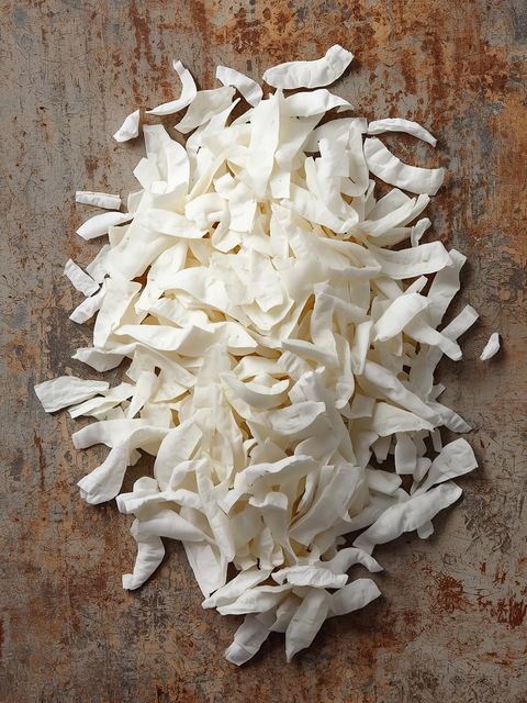 Coconut, dried (coconut chips, coconut flakes)