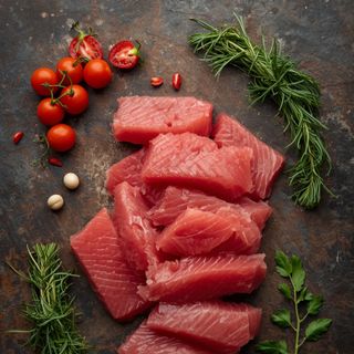 Tuna, raw