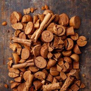 Cinnamon (cut), raw